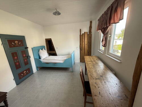 2. Zimmer mit Extraeingang - 