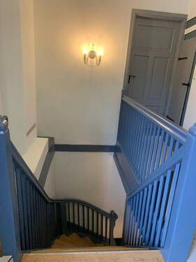 Hausflur mit Eingang 2 - 