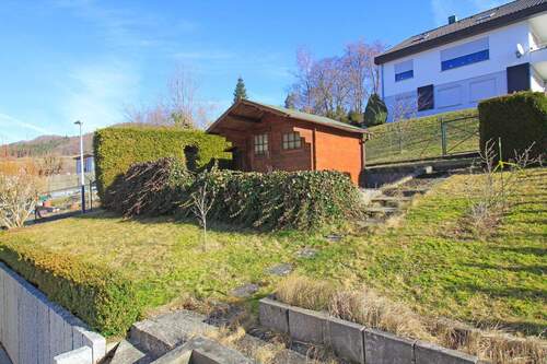 Gepflegte Gartenanlage - 