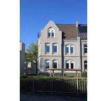 DAS HAUS, DAS FAMILIEN TRÄUMEN LÄSST – mit Garten, Charme und unendlich viel Platz - Duisburg Alt-Homberg