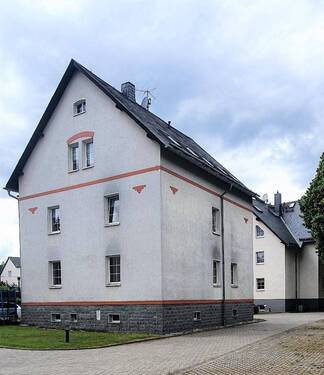 Haus 19 b - 4 Zimmer Etagenwohnung in Flöha