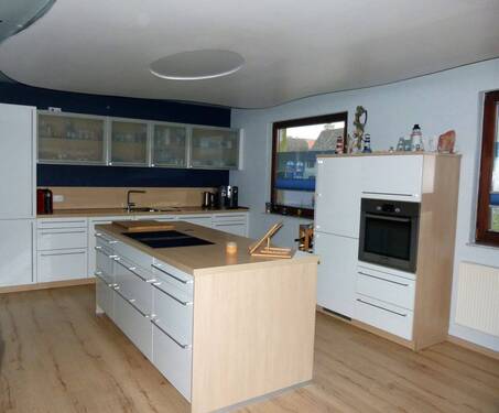 Küche - 7 Zimmer Einfamilienhaus in Sinsheim