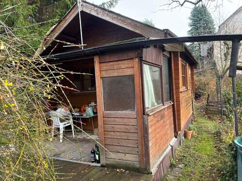 Blick auf das Häuschen - 