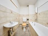 Badezimmer im Obergeschoss - 
