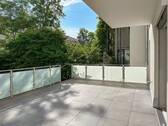 Großzügige Terrasse - 