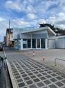 Verkaufsbüro exklusiv - Autoverkaufsplatz, Büro und 30 Parkplätze zu vermieten oder gleich kaufen ?