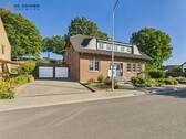 1 - Großzügiges Ein- Zweifamilienhaus mit Doppelgarage in Heinsberg-Dremmen