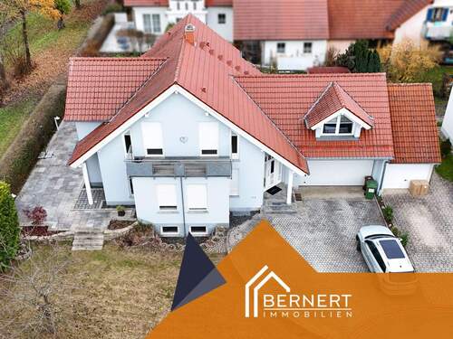 Frontansicht - 8 Zimmer Einfamilienhaus in Altenkunstadt