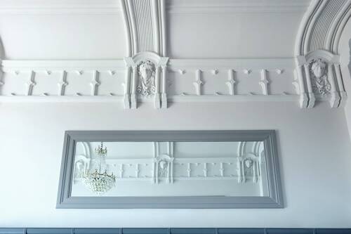 Stuckverziertes Entrée - 