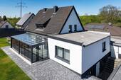 Rückansicht mit Wintergarten - 5 Zimmer Einfamilienhaus zum Kaufen in Beckum