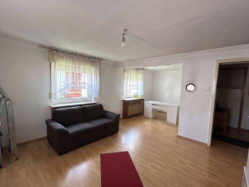 Wohnzimmer (Vorderhaus) - 