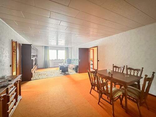 Wohn- und Esszimmer EG - 