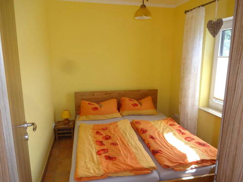 Schlafzimmer mit Doppelbett - 