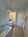 Badezimmer 1.JPG - 