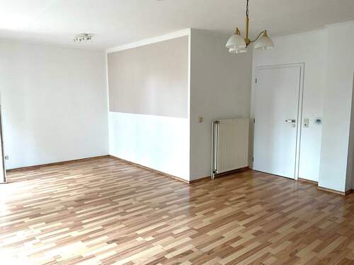 Wohnzimmer - Etagenwohnung mit 97,00 m&sup2; in Stuhr zum Kaufen