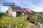 Titelbild - Einziehen & Wohlfühlen - gepflegtes Einfamilienhaus mit großem Garten in familienfreundlicher Lage