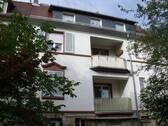 Hinteransicht mit Balkonen - 3 Zimmer Etagenwohnung zur Miete in Darmstadt