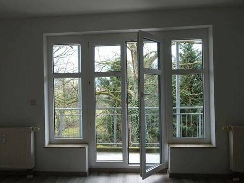 Blick zum Balkon - 
