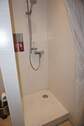 Dusche neu mit Echtglastüre - 1 Zimmer Etagenwohnung in Trostberg
