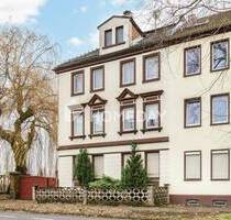 Dreifamilienhaus mit großzügigem Grundstück und Garage - vielseitige Möglichkeiten in Engelsdorf - Leipzig Paunsdorf