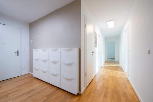 2 - 4 Zimmer Etagenwohnung in Berlin