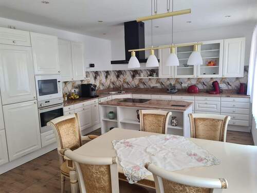 4430f907-975f-4a1a-b036-b2343cb787e9.jpeg - 6 Zimmer Mehrfamilienhaus, Wohnhaus in Teuchern