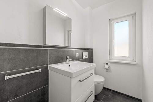 Bild 2 - 4 Zimmer Einfamilienhaus zum Kaufen in Meinerzhagen