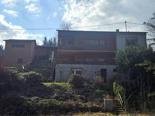 Rückseite - 6 Zimmer Mehrfamilienhaus, Wohnhaus zum Kaufen in Simmerath