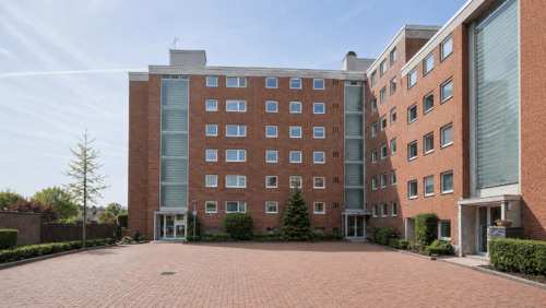 Ansicht - Helle Wohnung mit Balkon, Aufzug, Keller und Tiefgaragenstellplatz in Hannover!