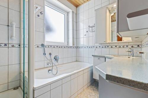 Badezimmer - EG - 