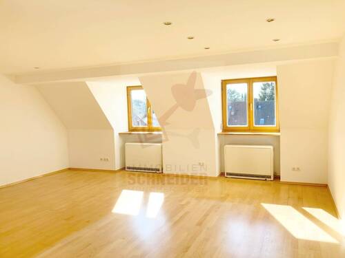 DG-Wohnung: 1. DG Wohnzimmer - 