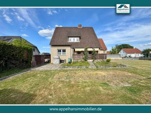 Außenansicht / Garten - 6 Zimmer Einfamilienhaus in Melle