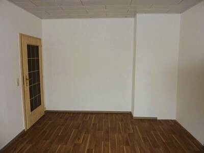 18049-2.jpg - 2 Zimmer Etagenwohnung zur Miete in Weißenfels