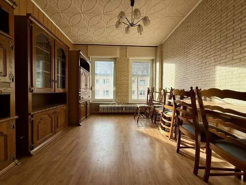 Erdgeschoss: Schlaf-/Gästezimmer/Home-Office - 