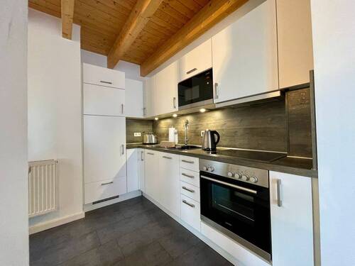 moderne Einbauküche.jpeg - 