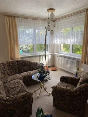 Wohnzimmer - Mehrfamilienhaus, Wohnhaus mit 120,00 m&sup2; in Kleinkmehlen zum Kaufen