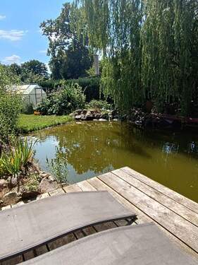 Gartenteich mit kl. Terrasse - 