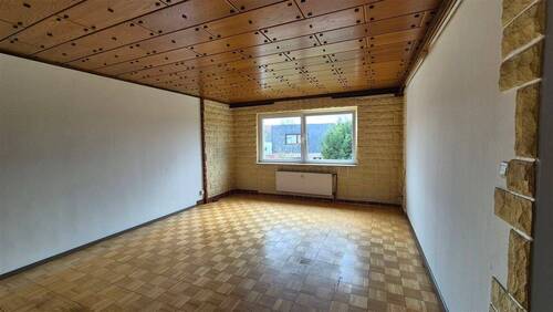 Wohnzimmer - 3 Zimmer Etagenwohnung zum Kaufen in Mülheim an der Ruhr