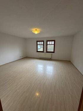 2cdc19ce-f0b2-4e23-a40d-d7f40ca8a02a.jpeg - 