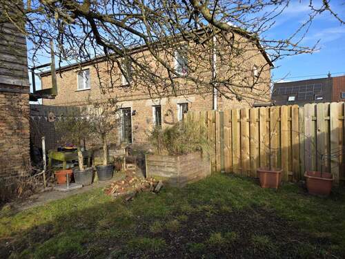 Haus-Ansicht von hinten - Schönes Backsteinhaus - innen saniert - Nähe Wolgast