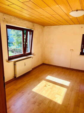 Bild 3 - 8 Zimmer Einfamilienhaus in Kirchberg im Wald