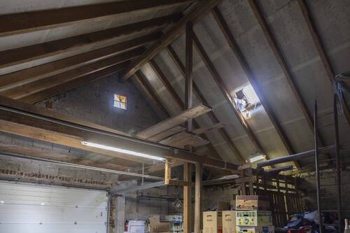 großes Nebengebäude - 