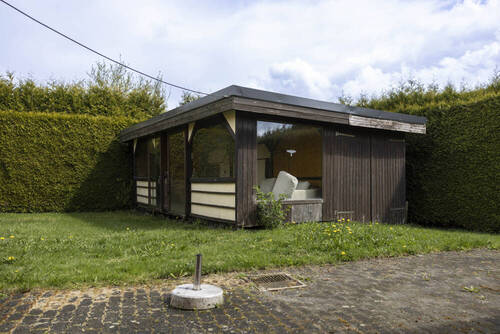 ... mit Gartenhaus - 