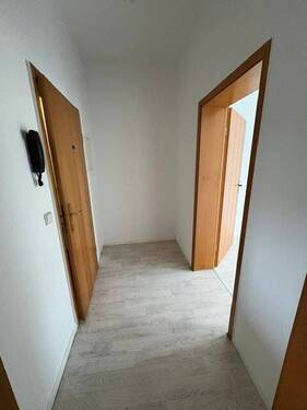 Flur - 2 Zimmer Etagenwohnung zur Miete in Meuselwitz