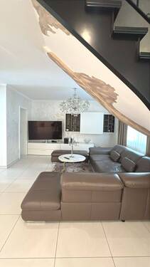Wohnzimmer - Einfamilienhaus mit 240,00 m² in Baden-Baden zum Kaufen