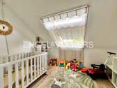 Kinder- oder Arbeitszimmer - 