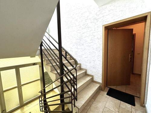 Herzlich willkommen, - 2 Zimmer Etagenwohnung in Königswinter