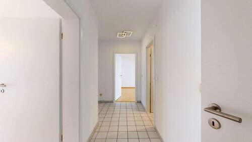 Flur - 3 Zimmer Etagenwohnung zum Kaufen in Frankfurt am Main