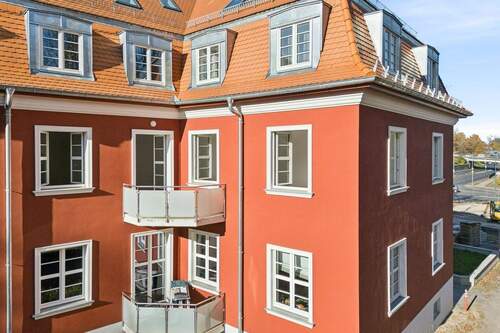 Balkon in Südausrichtung - Zentral Wohnen mit Geschichte & Komfort in großzügiger 4 Raum Wohnung