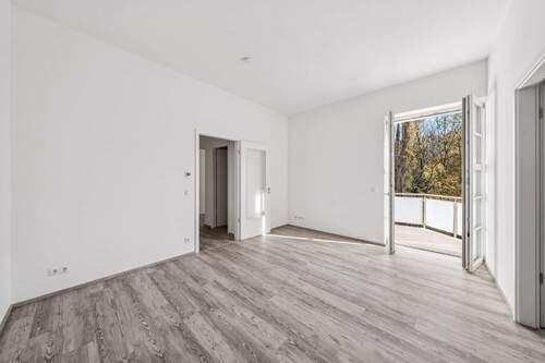 Wohnzimmer - Etagenwohnung mit 102,00 m&sup2; in Frankfurt (Oder) zum Kaufen